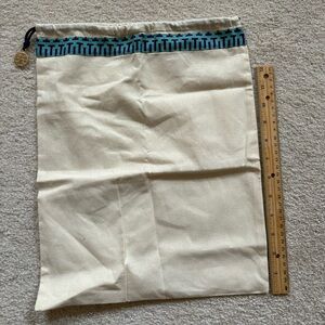 Tory Burch drawstring dust bag-excellent condition